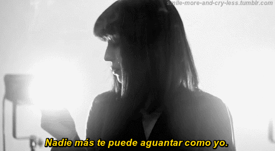 smile-more-and-cry-less:  Yo presiento que tú volverás…