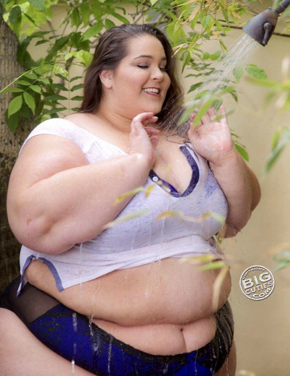 My newest update is now up!! 💦BIGCUTIES.COM - Model: BoBerry - Gorgeous Bottom