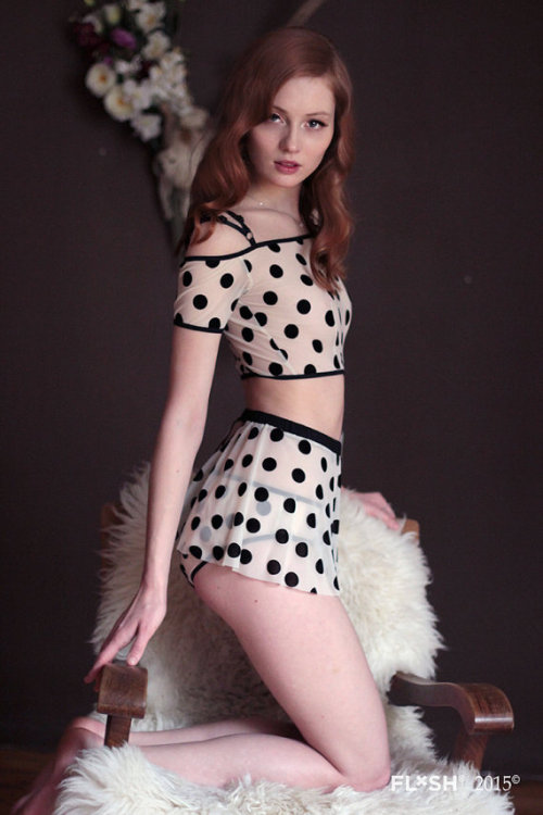 inlovewithburlesquelingerie: Polka Dot Set by Flash You &amp; Me Top here x Suspender 