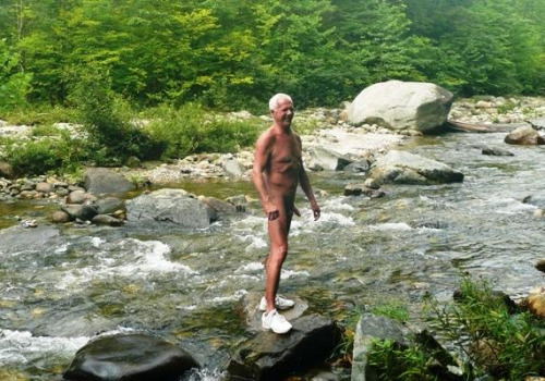 gaydaddiesarehot: Hot men near you are looking for action: bit.ly/21OVcNI