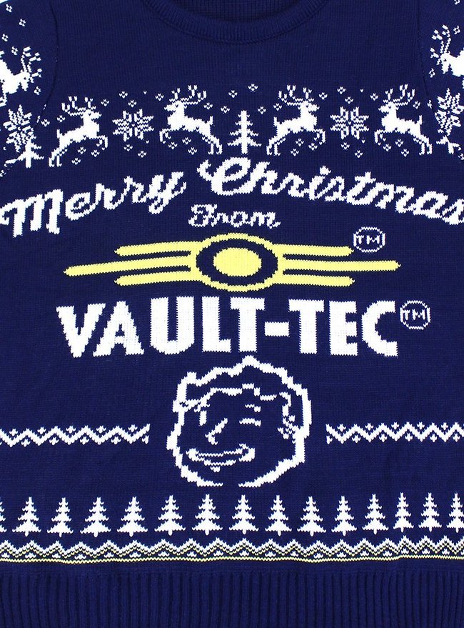 welele:  nerdsandgamersftw:  Nerdy Christmas Sweaters By Numskull | Available via