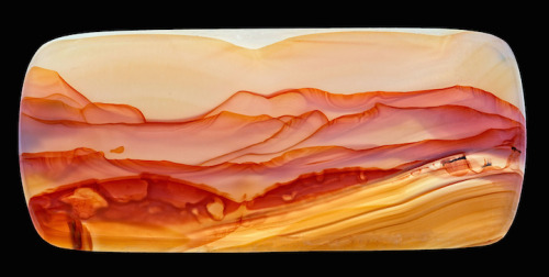 culturenlifestyle:  Stunning Agate Gemstones Contain Abstract Landscape Scenes Categorized as volcan