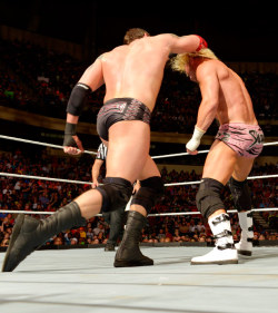 tapemachinesarerolling:  Bad News Barrett vs Dolph Ziggler