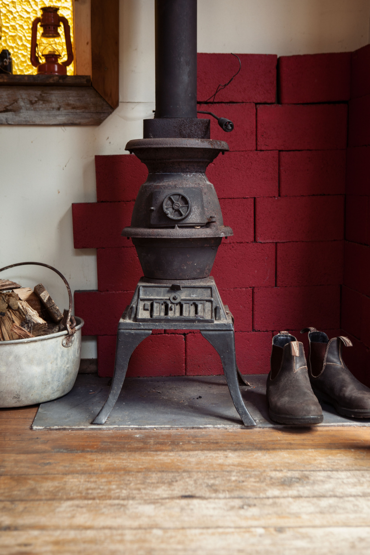 tompowellstudio:  I got to spend last weekend in Tasmania shooting for a book project