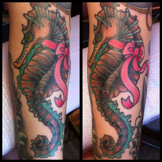 fuckyeahgirlswithtattoos:  Jenn Small (littlejennsmall) - Blood, Sweat, &amp;