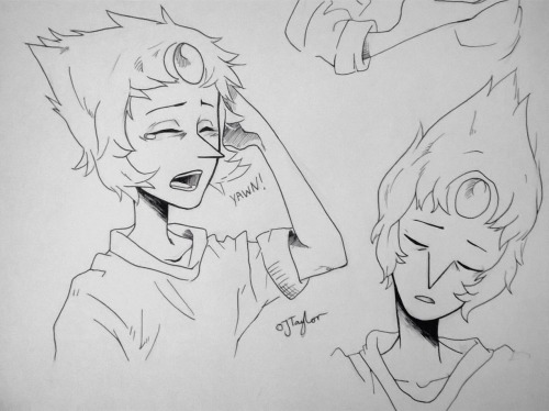 oliviajoytaylor:  Decided to put fine liner over the sketches of sleepy pearl :3 Just look at that bed head