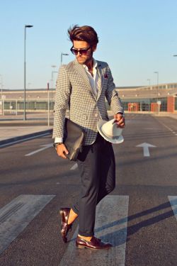 dresswellbro:  -Men’s Fashion Inspiration-Free Amazon Gift Card Giveaway