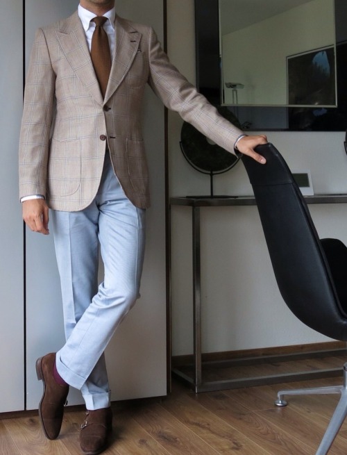 FU jacket by Lee Baron Narin Couture shirt Light blue cotton trousers by Oger Meermin double monks B