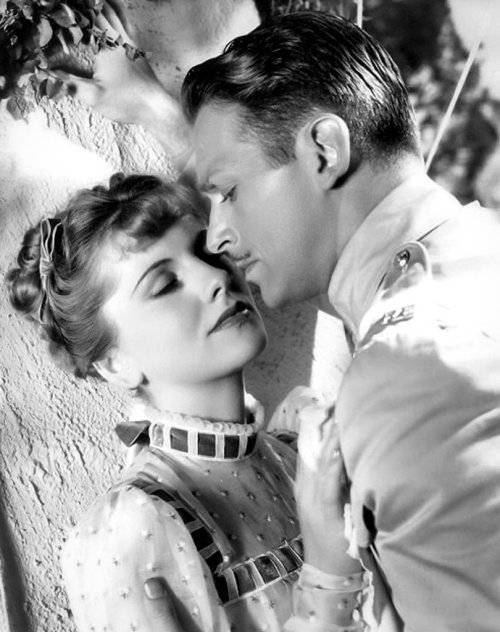 loethlifeyoulivelietelifouloe: Joan Fontaine and Douglas Fairbanks Jr. in a publicity photo for Gung