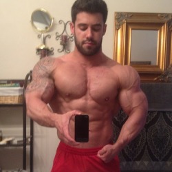 drwannabe:  Santiago Aragon  [more posts of Santi] 