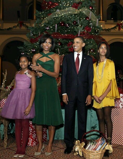 XXX michelleobamarocks:  Obama Family 😍😱😱 photo