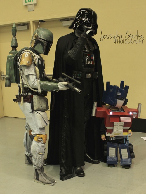 Darth Vader, Boba Fett, and Mini Optimus PrimeEmerald City Comicon 2013Moments before I took this pi