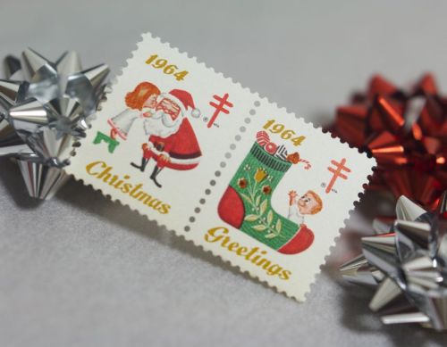 Found this stunning collection of vintage Christmas stamps from USA, Denmark and Japan, from Yamada 