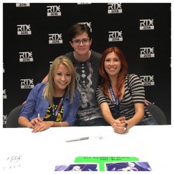 theivorytowercrumbles:  Got to meet Kara