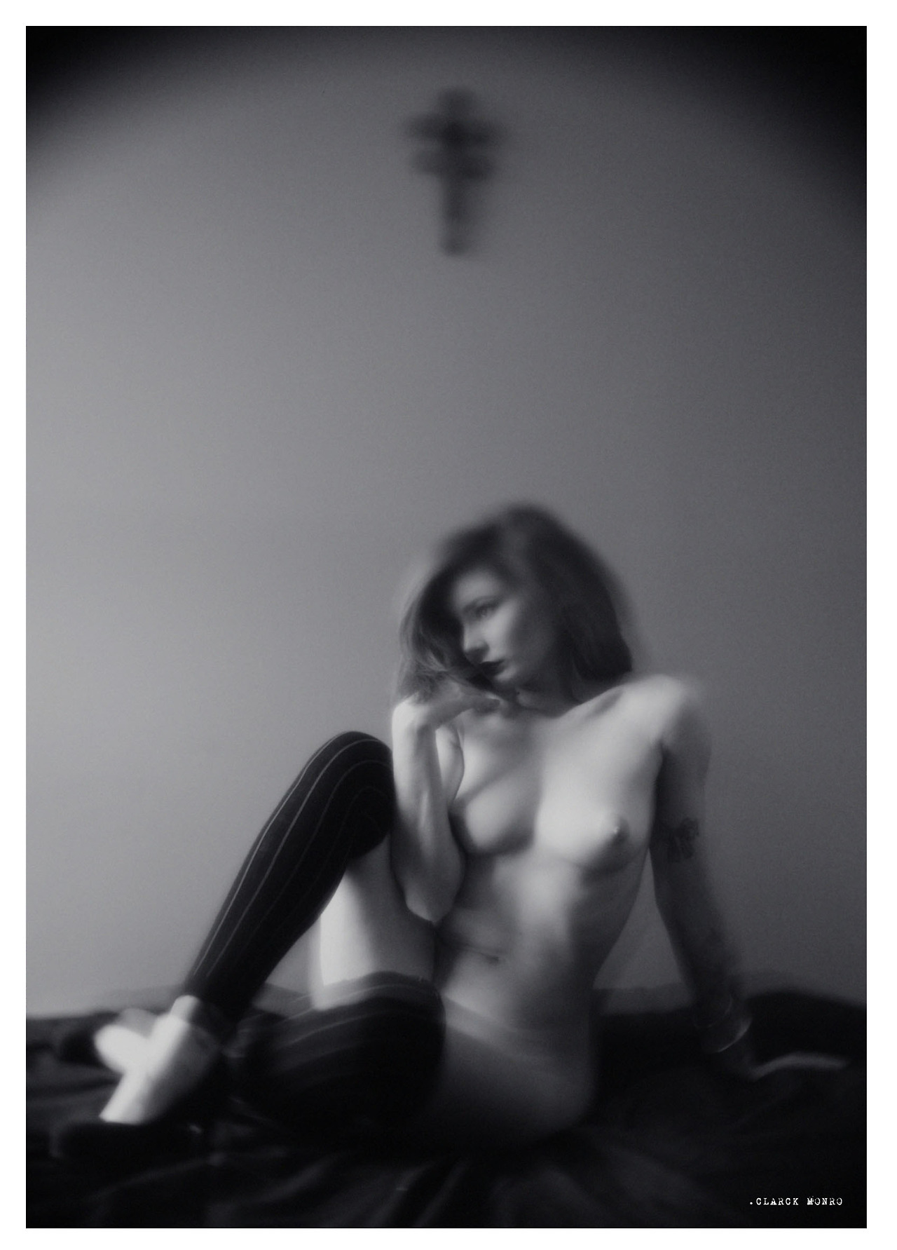 clarckmonro: #french model #Leya #photographers on tumblr #alternative #nude  #art
