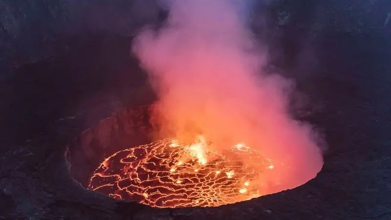 Erupción limnica