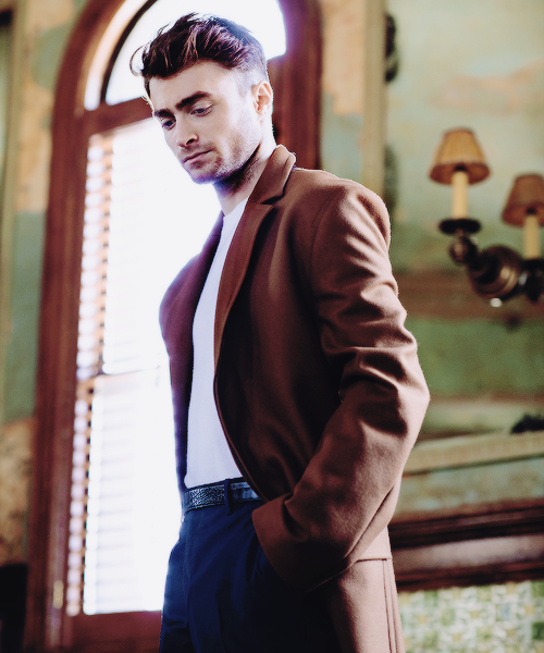 pettypuss:   Daniel Radcliffe for ‘Essential Homme’ Magazine, 2014  i love u 