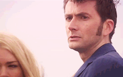 julia-the-fan:   The Doctor and kissing (1|2|3|4|5|6|7|8)  Rose and Ten 