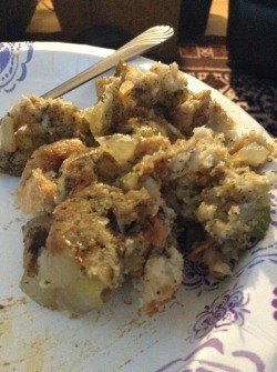 browngirlblues:  As promised,100% vegan stuffing!  White bread and a pretty large amount of earth balance butter.   Not healthy but realllyyyy delicious  I will say I added to much salt during the cooking process, forgot about the salt content of the