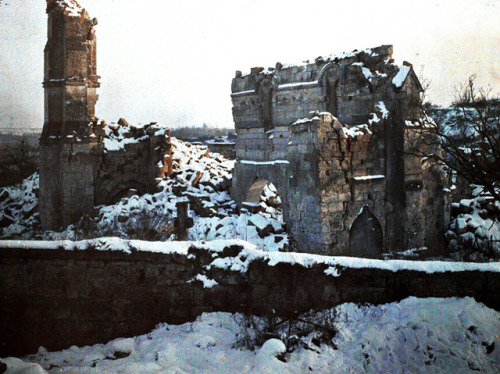 Photographer: Jean-Baptiste TournassoudYear: 1917Location: FranceDescription: The snow-covered ruins