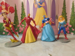 agreyeyedgirl:  wiseshots:  isaisanisa:  The cake toppers for John’s “Princess Superhero” themed party  fucking dead….  I wish to have this party 