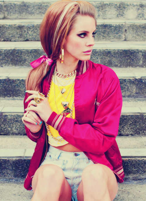 diamondsanddelrey:  Lana Del Rey and Marina and The Diamonds Blog  