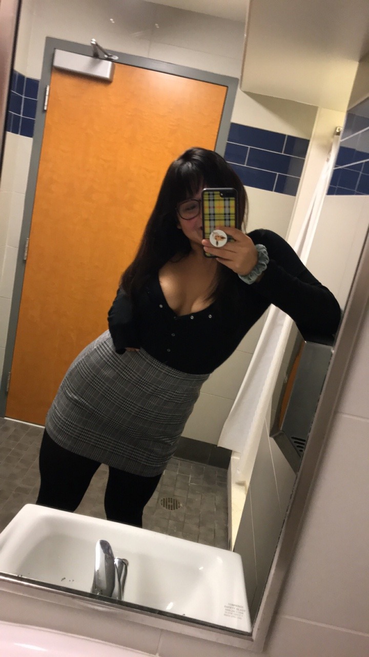 youremycupoftee:  In case anyone was curious about my outfit today😊