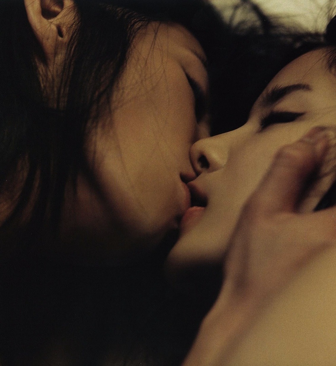 jeou:  human inhibitions, lee ji-yeon and song jae rim for marie claire korea, december