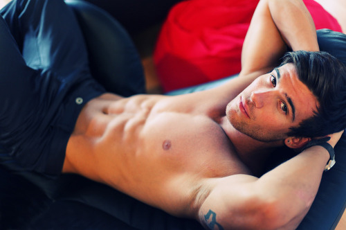 alexsterling291:  mmmmmmmmmmmmmm DAMN!!! 