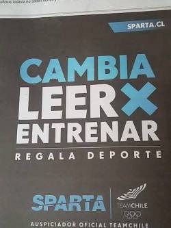 somospandaspordentroyporfuera:  No se si estas enterad@, pero cuando leemos ejercitamos el cerebro, pendej@ ¬¬ -Una chica invisible.    Wuuuut?!! 