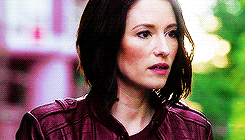 laurelance:lgbtq meme: [1/6] gay/lesbian characters → alex danvers (supergirl)“When you first sugges