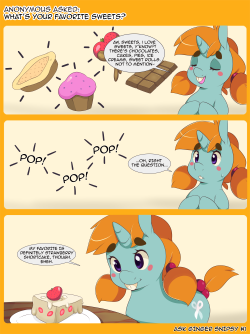 ask-glittershell:askgingersnipsy:[Full Resolution](Hey guys! I’m prepping for a con this weekend so no update this week.  In the interim how about you go follow this blog an old friend of mine just made!)Oh what a cutie~! x3