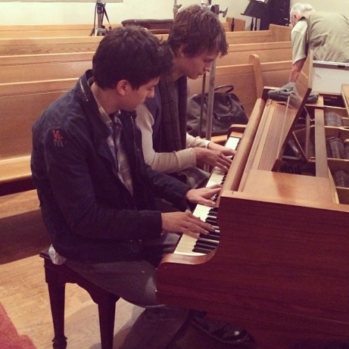 fishingboatproceeds:At 4:15 in the morning, Nat and @anselelgort suddenly started playing piano toge