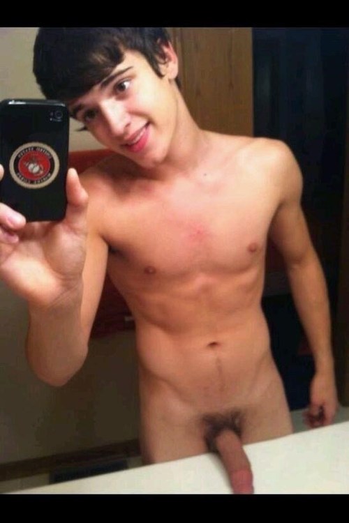 wowcocks:  Come and play with me http://wowcocks.tumblr.com/