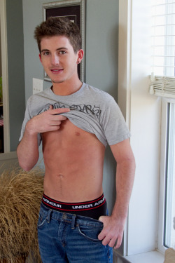 undie-fan-99:  This cute guy is “Cash Walker” from Southern Strokes. Very cute!  Hey