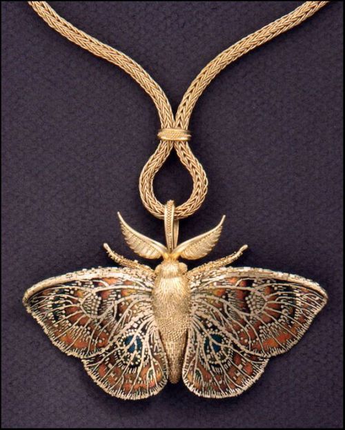 treasures-and-beauty:Nouveau moth necklace – John Paul Miller
