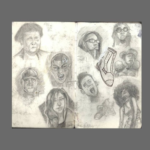 A Lot Of Things Look Nicely In Pencil If You Want To Deal With The Mess #sketch #drawing #artist #vasjk