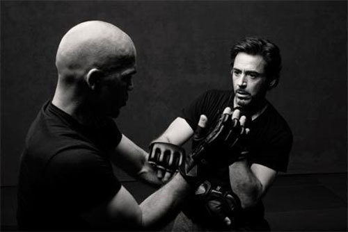 XXX theblindninja:  Robert Downey Jr. incorporates photo