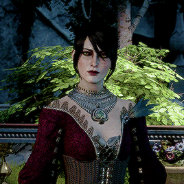 kenvays:The most beautiful woman at court.