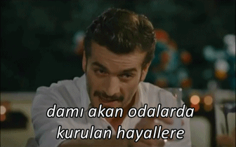 absurdclown:”Alayına isyan değil işte kardeşim alayının şerefine içiyoruz.”