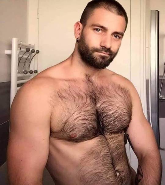 bent4beards:  furryscruffynuggle2:    Bent4beards 