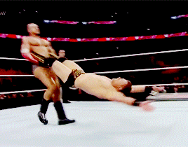 mithen-gifs-wrestling:  Cesaro’s “Wait a sec, I am legit super-dizzy, whoa”
