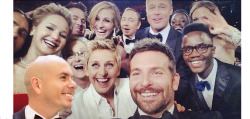 lumlumlumlumlum:  pitbull:  Oscar selfie