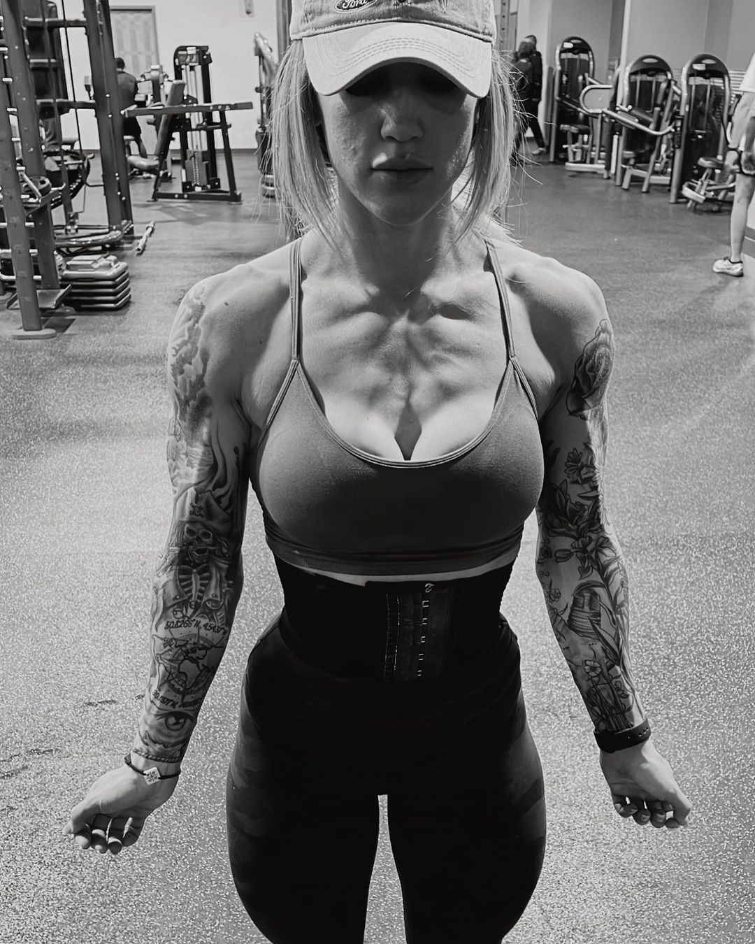 fbbluver:Chloe O'Connell 