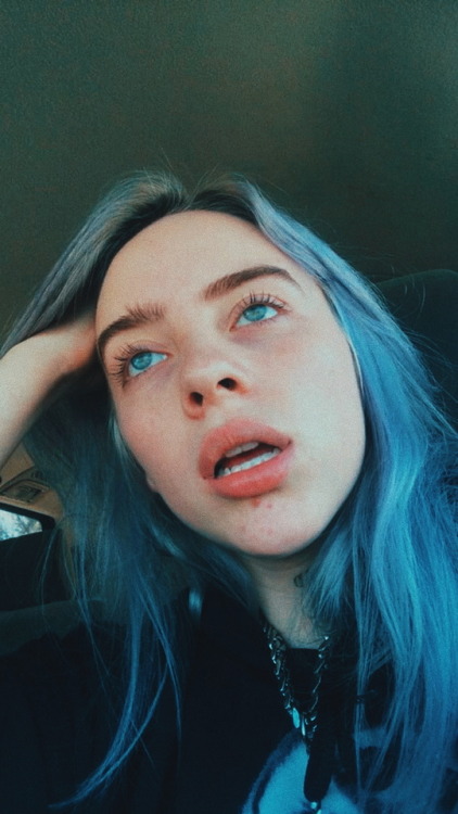 eilished:billie with blue hair my best edit I guessremember