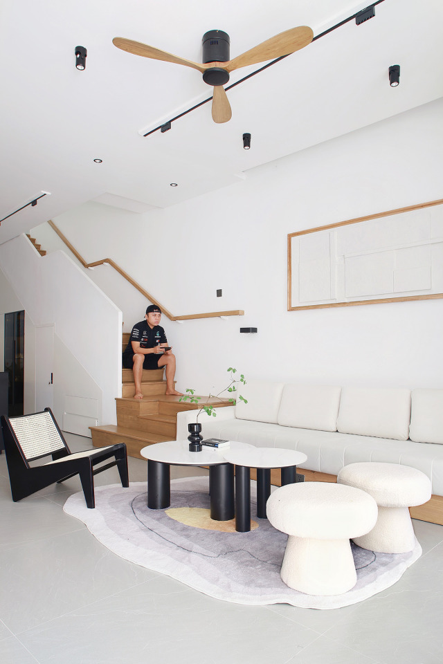 Multi-Generational Townhouse in Downtown Phan Rang, Vietnam