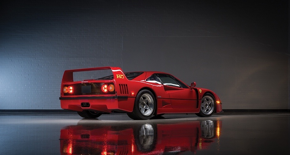 itsbrucemclaren:  —————–     the Ferrari F40  —————–