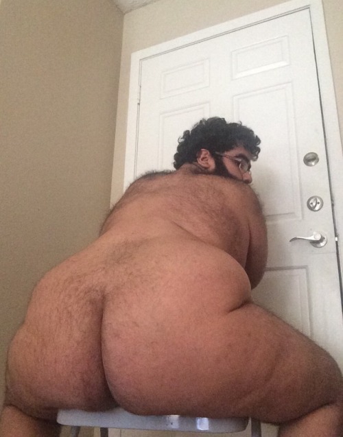 luvchubbbs: fierybiscuts:  fierybiscuts: So the incredibly handsome @10ft2 requested this kind of pi