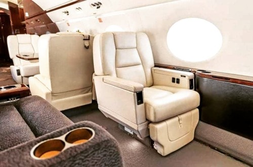 2012 Gulfstream G550 #privatejetcharter #privatejetcharter #businessjetcharter #executivejetcharter 