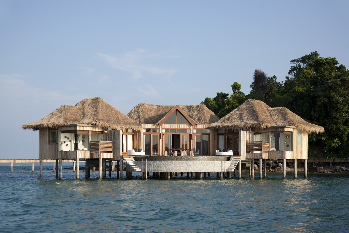 ginger-mouse:  withoutmedication:  luxuryaccommodations:  Top 10 Overwater Bungalows
